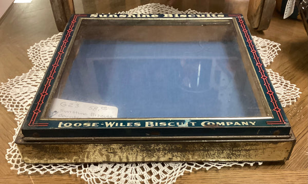 Loose-Wiles Company Sunshine Biscuit Counter Display Case