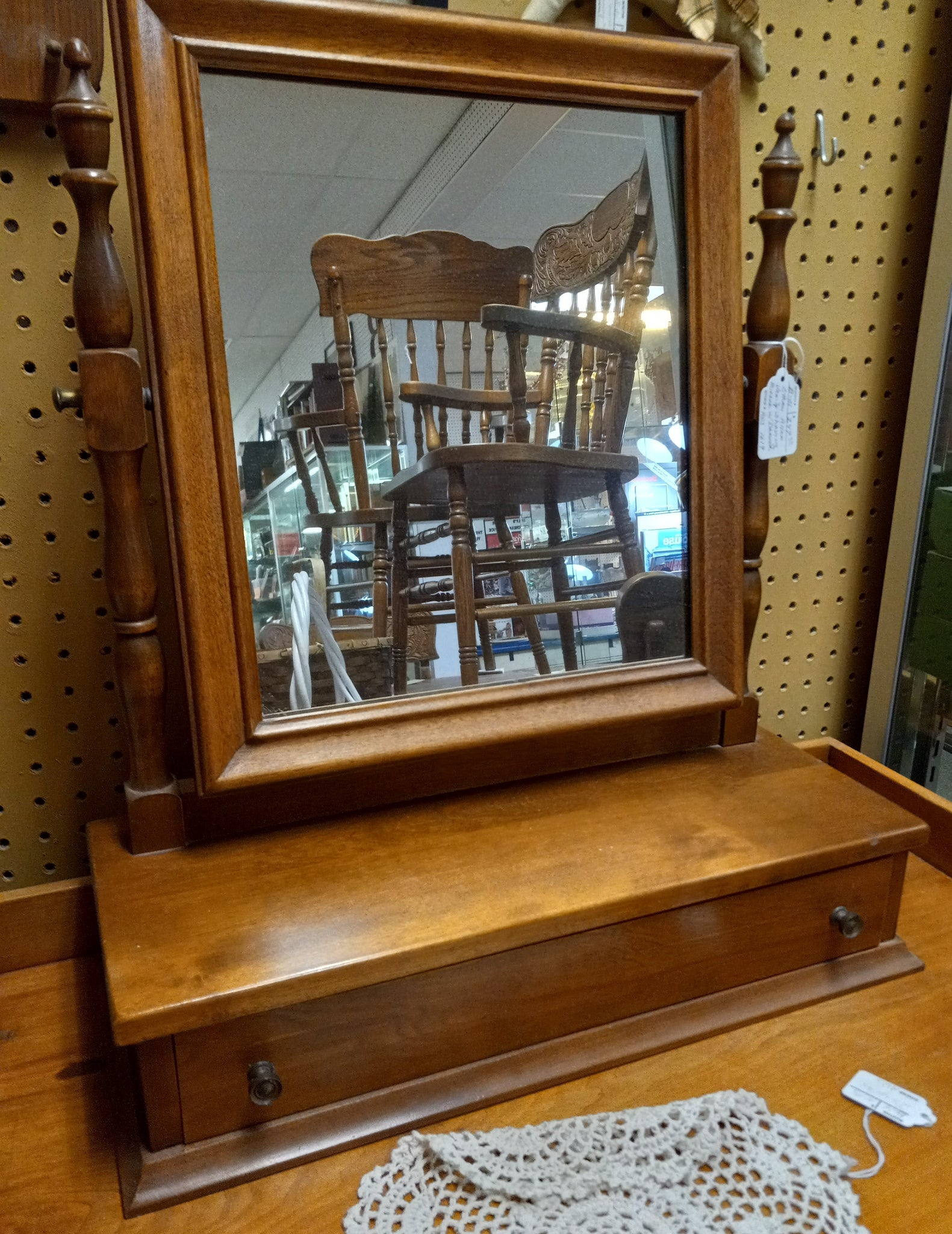 Ethan Allen Vanity Shaving Mirror with Drawer – Williamsburg Antique Mall