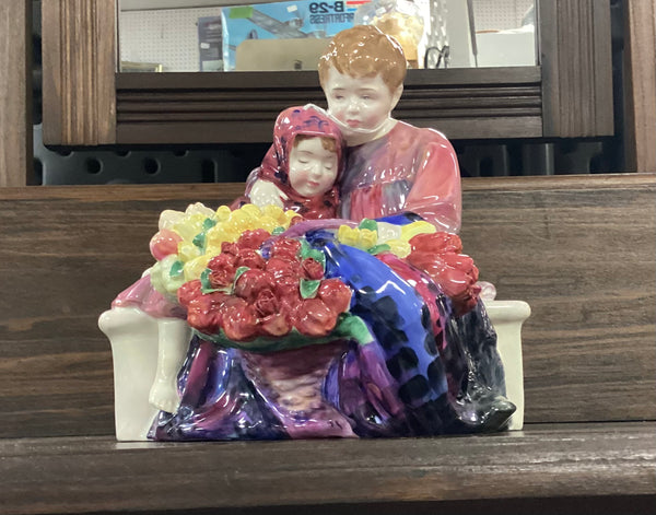 Royal Doulton Flower Seller’s Children Figurine #1342
