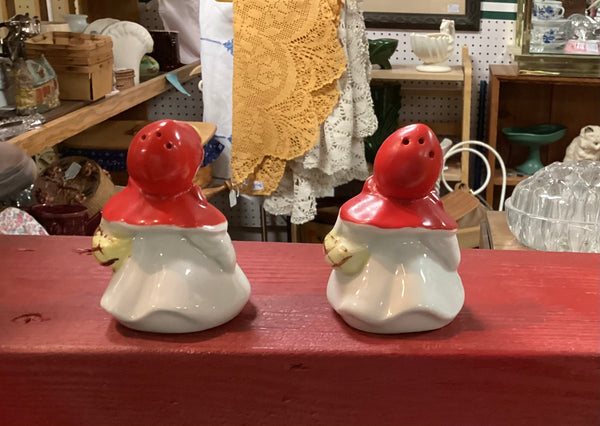 Little Red Riding Hood Vintage Salt and Pepper Set