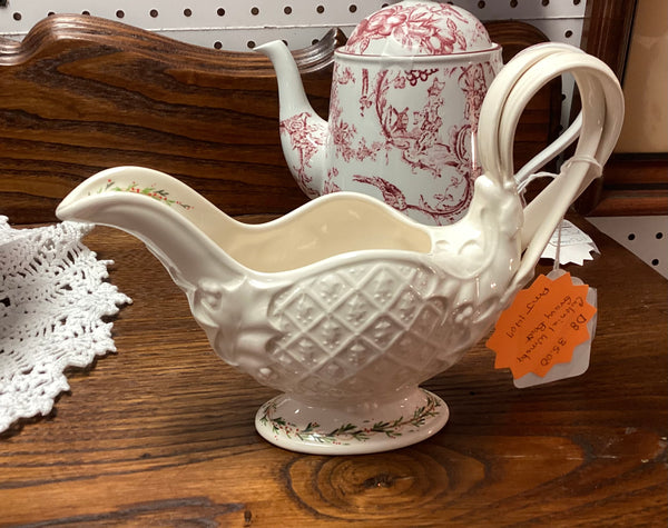 Colonial Williamsburg Classical Christmas Gravy Boat