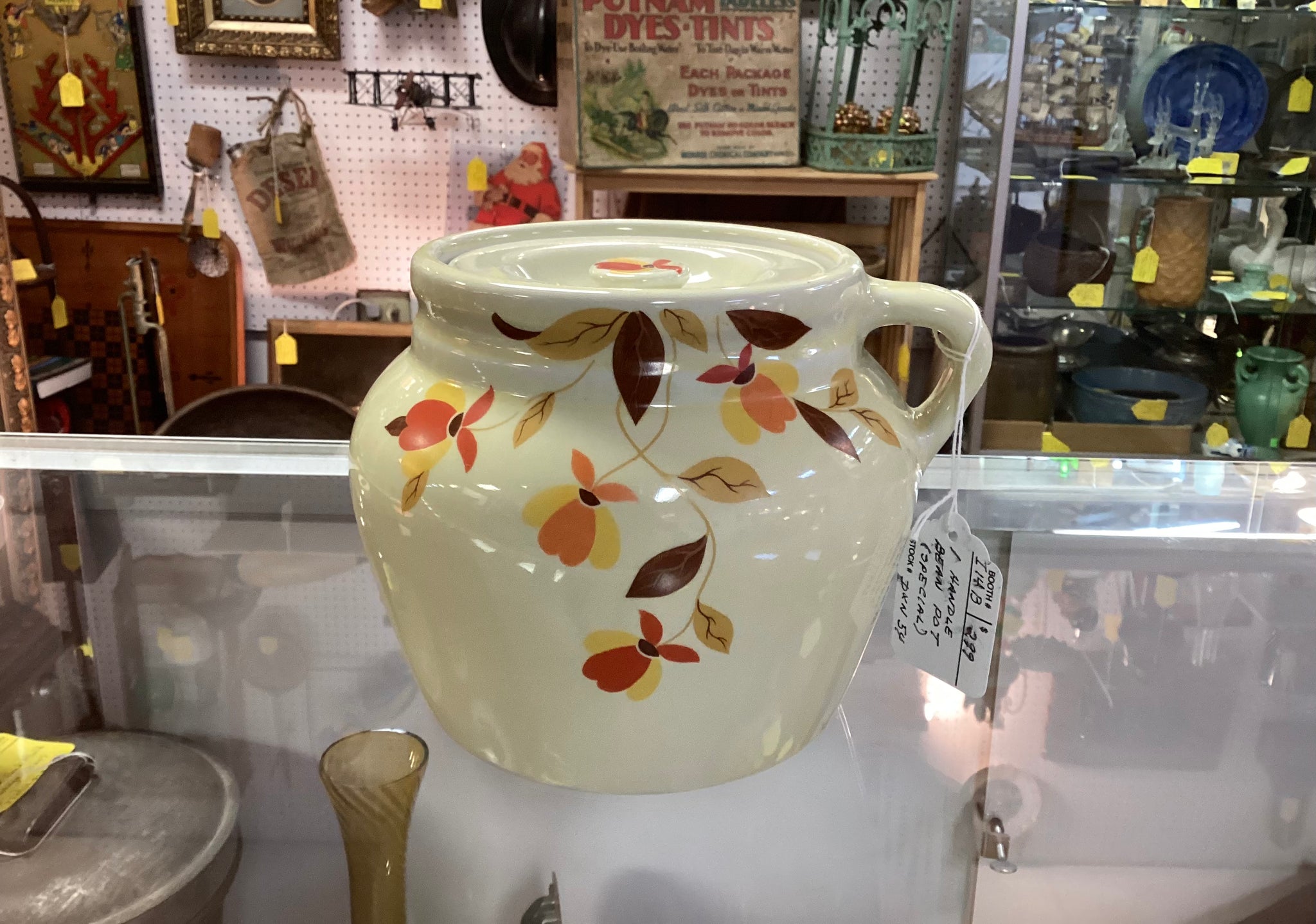 Autumn Leaf by Hall One Handled 2 1/2 Qt Bean Pot – Williamsburg